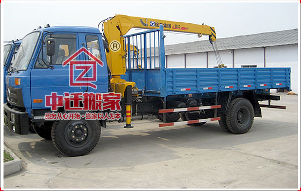 專業(yè)搬廠吊車之隨車吊20-200噸都有 