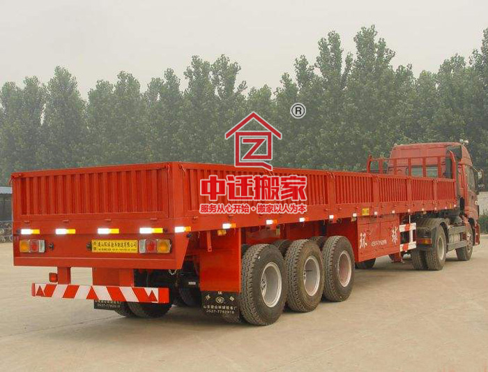 搬機(jī)器設(shè)備之13米低欄貨車半掛車 